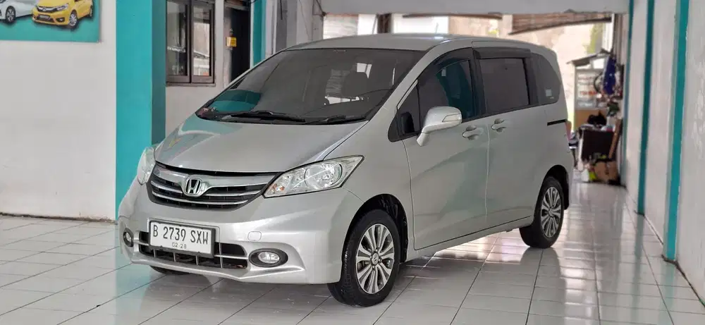 Honda Freed 2013 Bensin