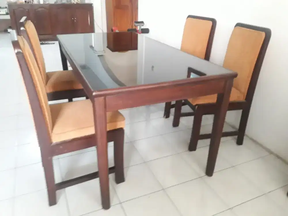 Meja makan kursi 4 kayu jati