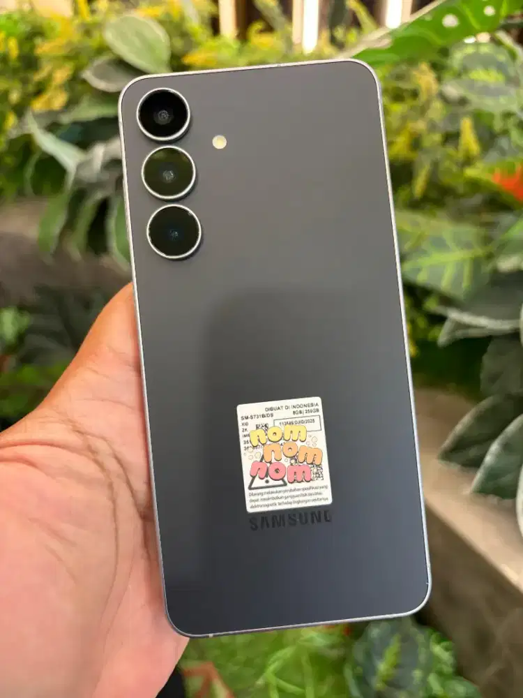 (1 Minggu Pakai) Samsung S25 FE + BONUS