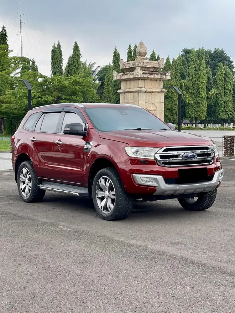 Ford Everest 2200cc Titanium AT 2015