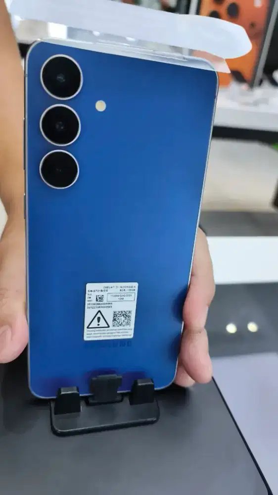 Galaxy S25 FE (Promo cicilan cukup pakai KTP saja)