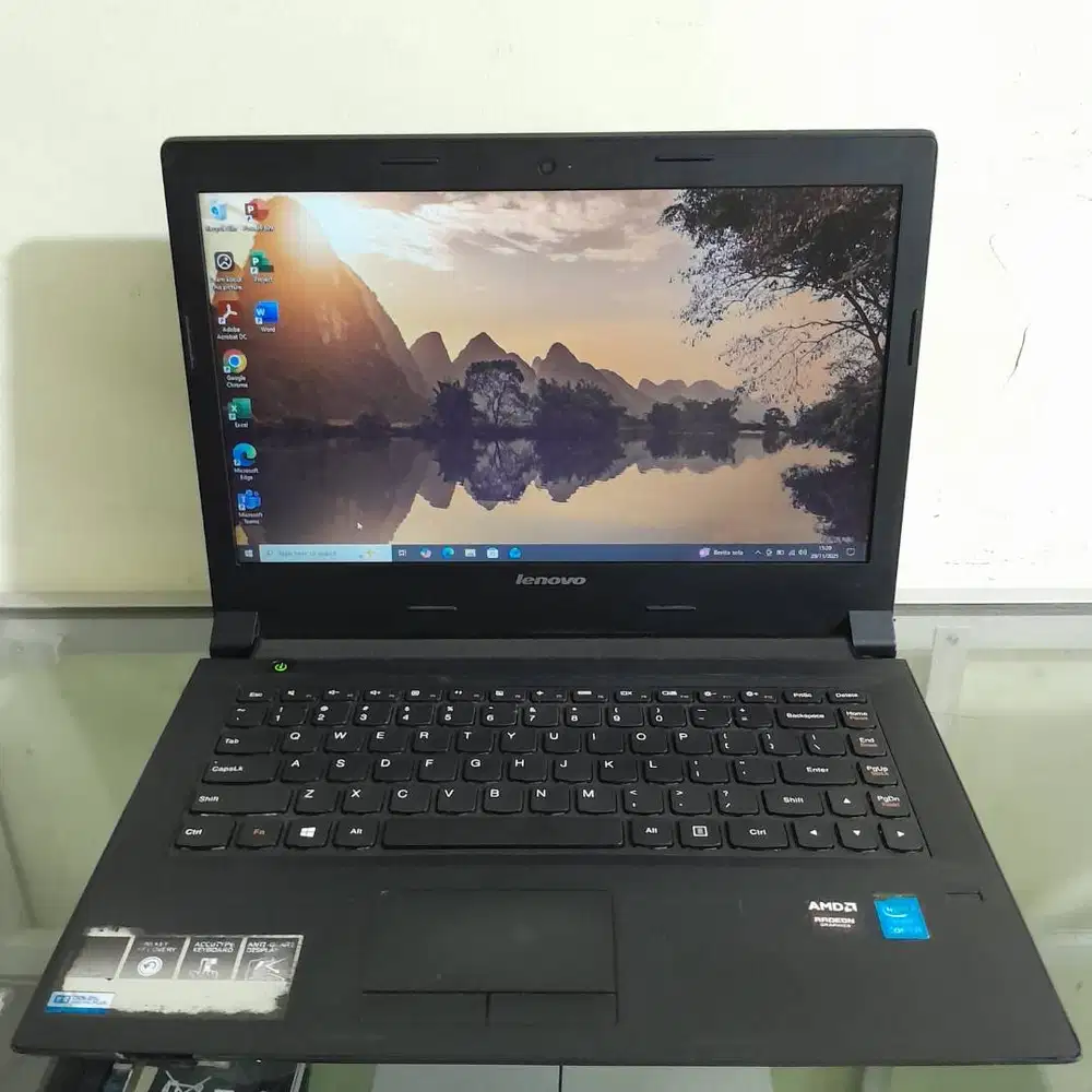 Lenovo B4070 Core i3-4005U Ram 8gb ssd 256gb Amd Radeon Hd 8500m 2gb
