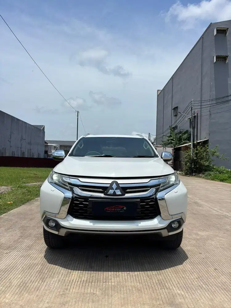 Mitsubishi Pajero 2.4 Dakar 2016 Automatic ( Putih Metalik )