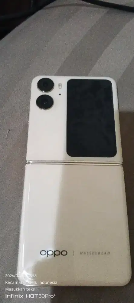 OPPO FIND N2 FLIP