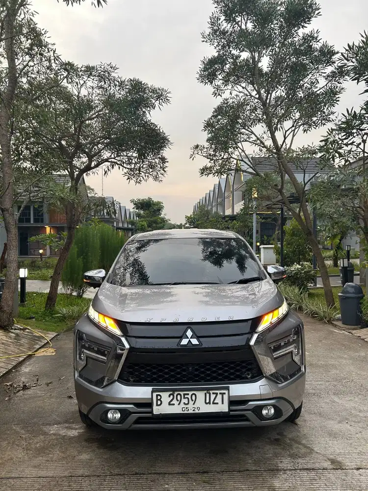 Xpander Ultimate Silver AT 2022 CANGGIH!!