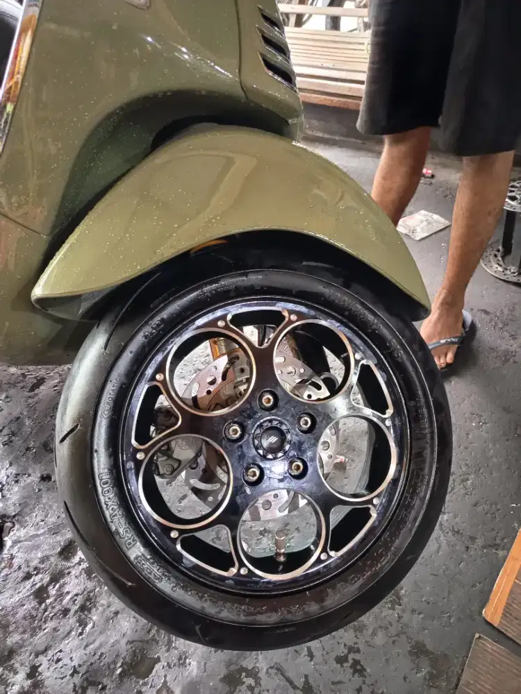 Jual velg vesva gts dobel disc masuk untuk sprin yang dobel cakram .