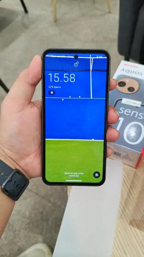 New smart phone sharp aquos sense10