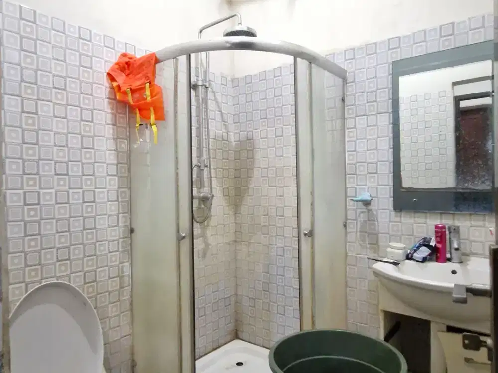 Rumah LT 150 Terawat 10 Menit ke RS Helsa Jatirahayu Bisa KPR J-40239