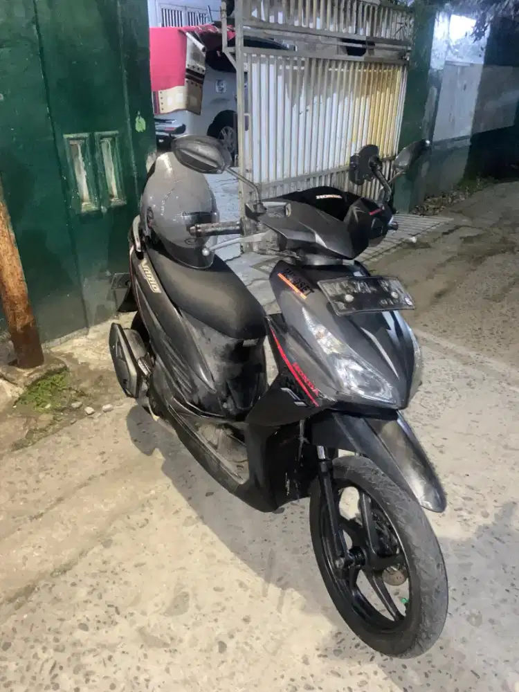 Dijual Honda Vario 110 Pgm fi