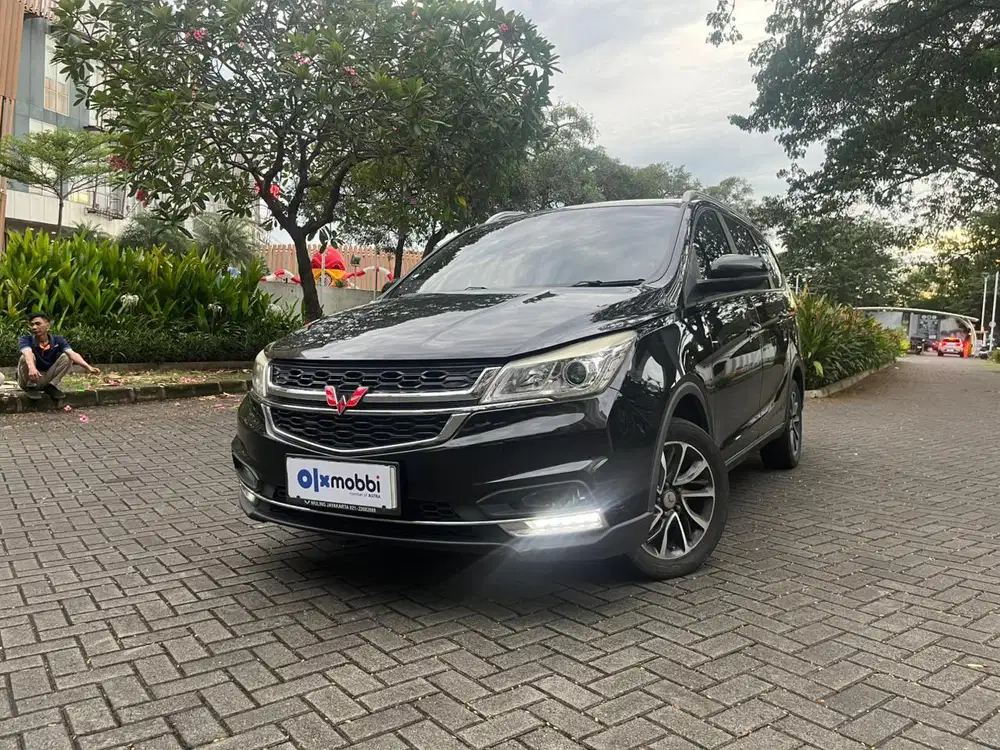 DP 1 JUTA Wuling Cortez 1.5 CT L Bensin-AT 2019 PKH