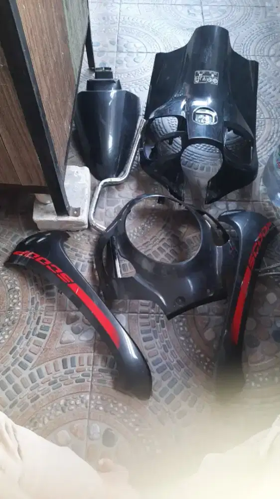 Jual cover body scoopy dan stang vixion bekas
