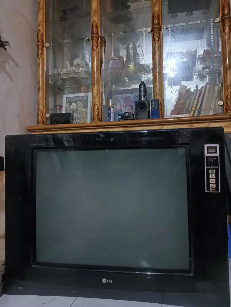 TV LG Jual cepet