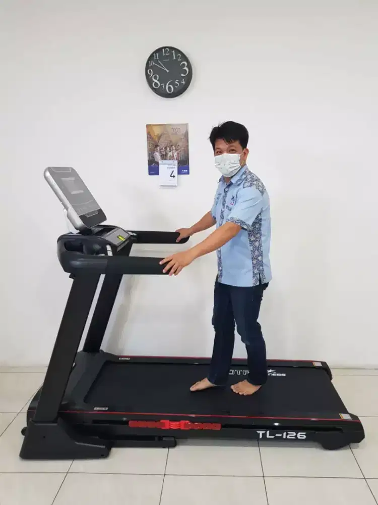 Treadmil elektrik TF 33 AC