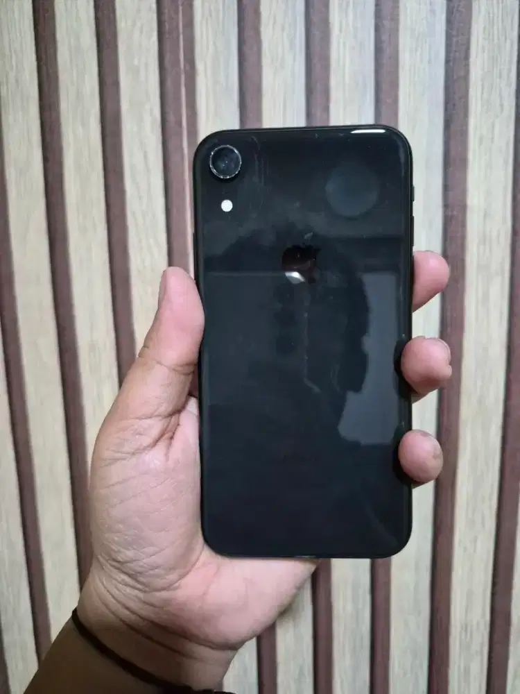 Iphone Xr 64GB Intern