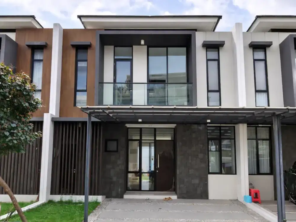 Rumah Simprug Village PIK 2 8x27 216m2 3+1KT Type Clarinet Siap Huni