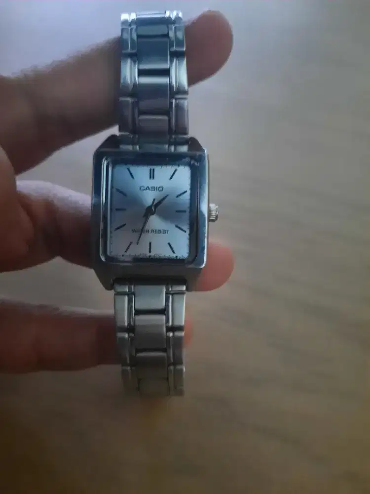 Jam tangan Casio wanita
