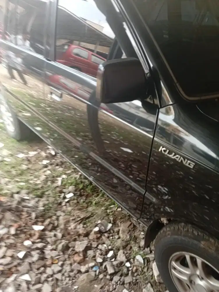 Kijang Super Long KF Hitam Metalik