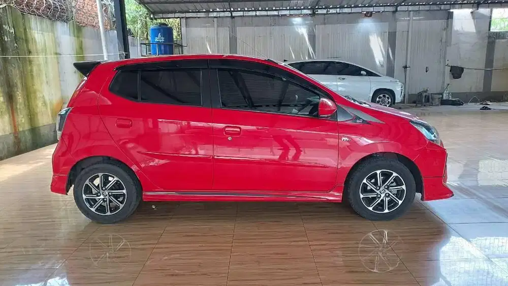 Agya GR Manual 2021 Merah Istimewa