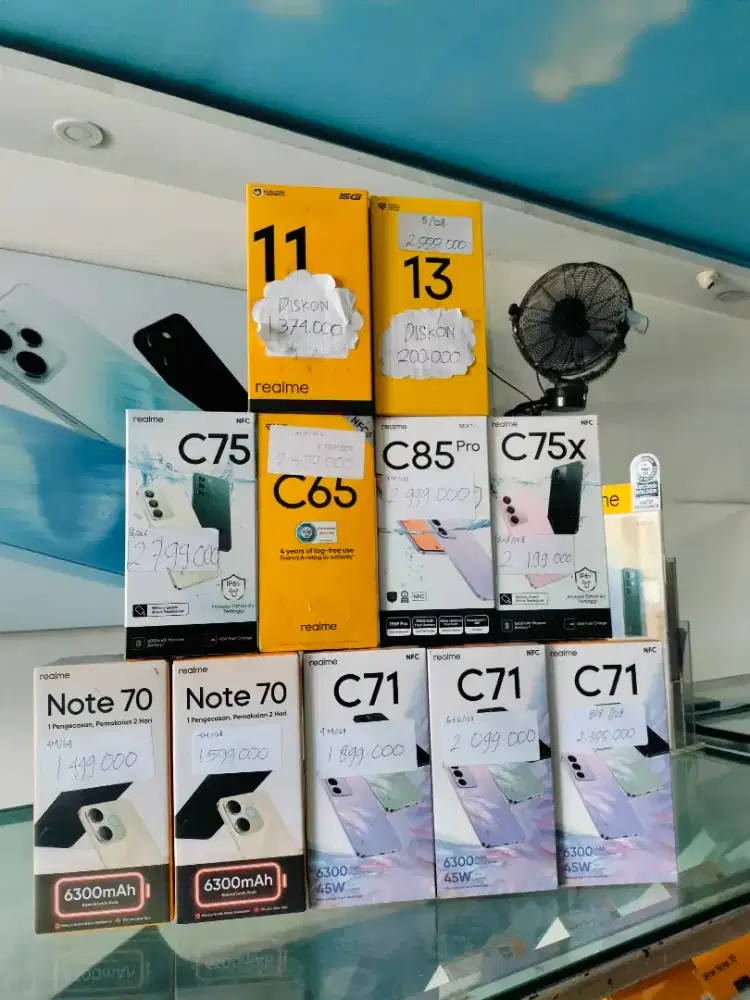 READY REALME SERIES , BARU