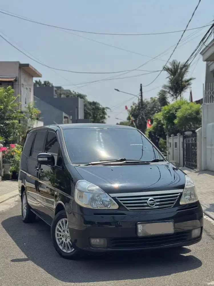 Nissan Serena HWS 2010 AT C24