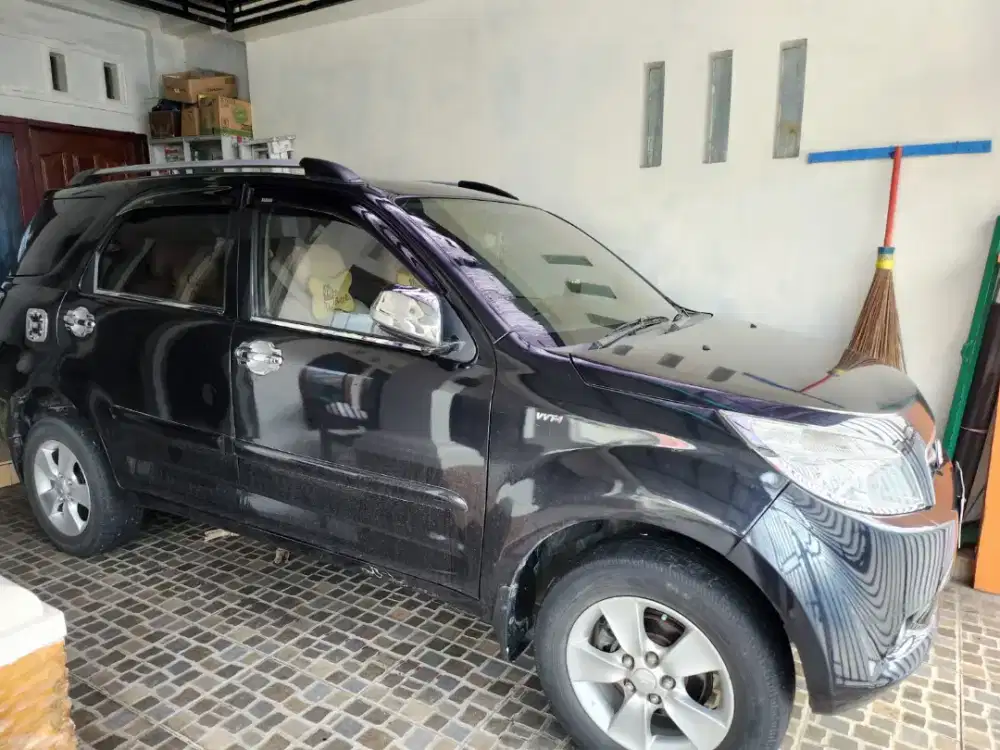 Daihatsu Terios 2009 Manual, Kondisi Terawat, Siap Pakai