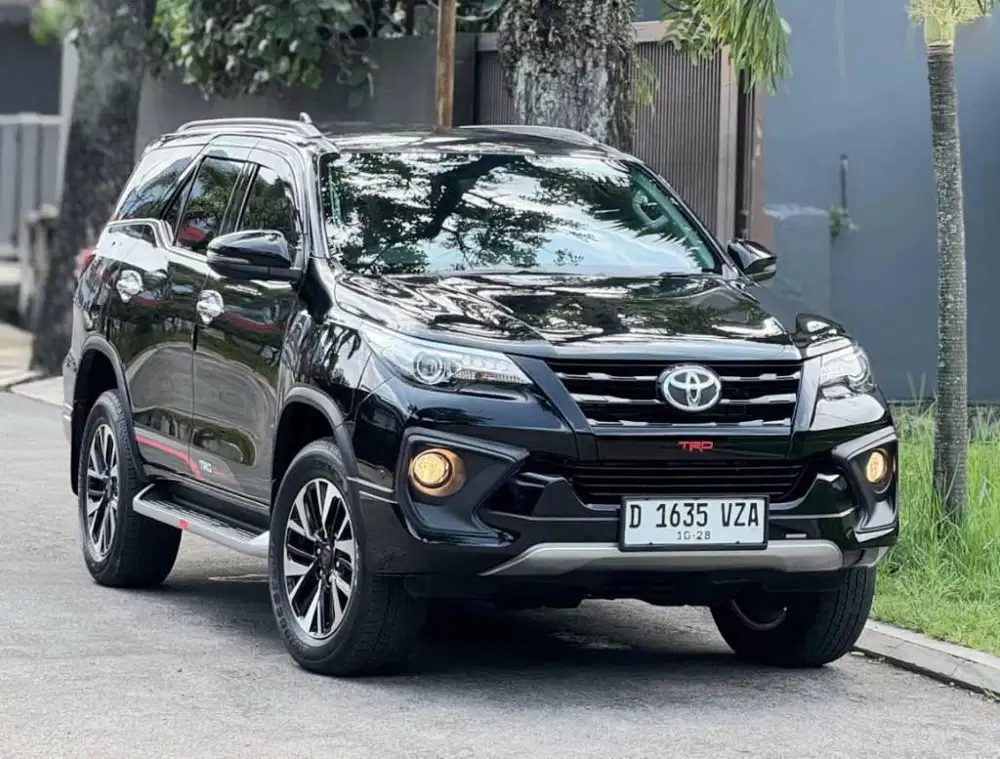 LowKM 44rb New FORTUNER VRZ TRD 2.4 AT 2018 RECORD TOYOTA BANDUNG