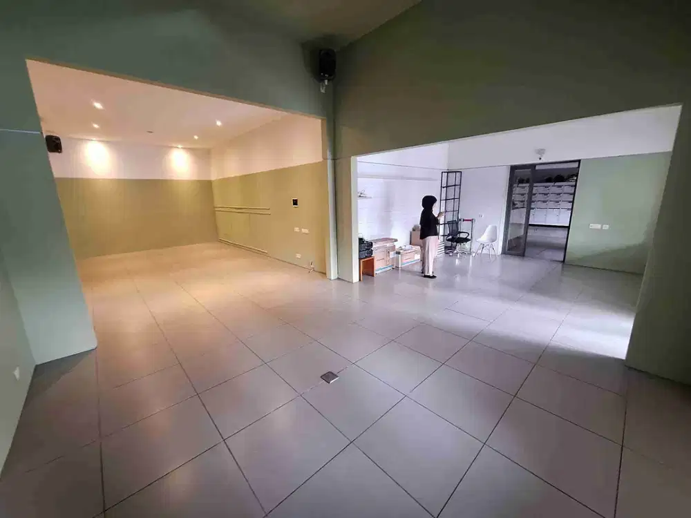 Disewakan Ruang Usaha Strategis Di Sayap Riau