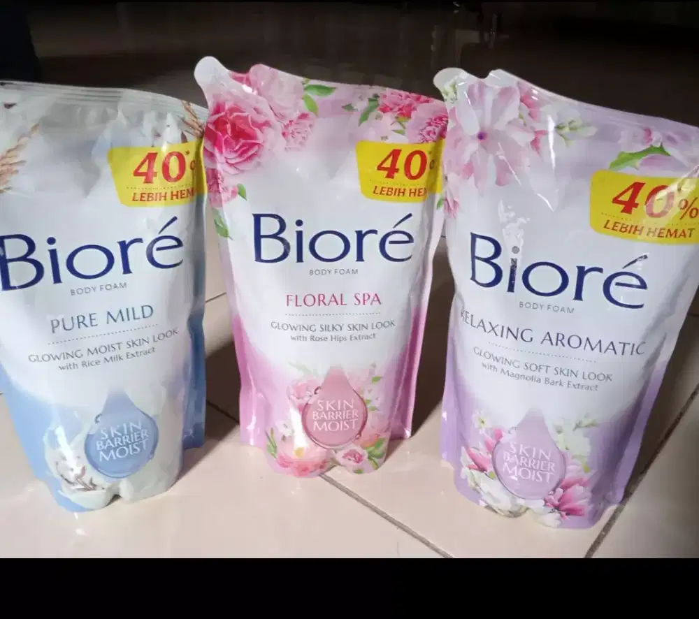 Sabun mandi cair biore 800ml