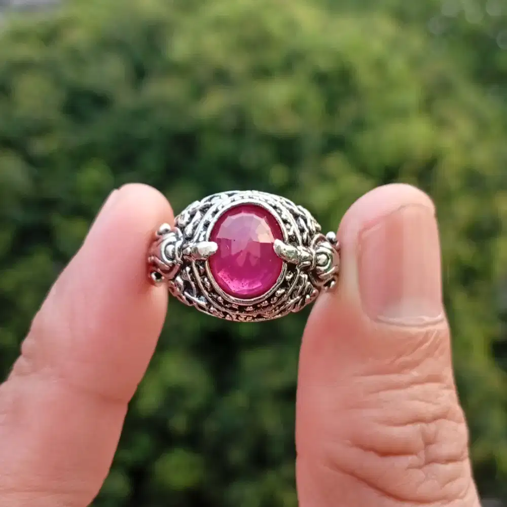 Batu Ruby Cutting Natural Warna Red 3.20 ct ring Alfaka Ukir