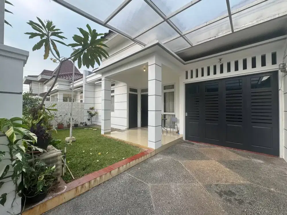Cinere megapolitan rumah 1 lantai semi furnished siap huni cantik