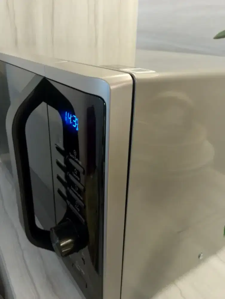 Samsung Microwave MS23K3515AS