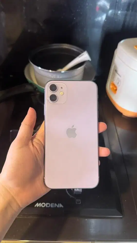 iphone 11/64 purple