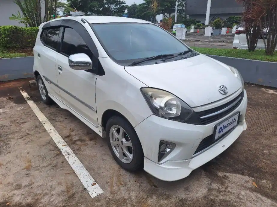 Toyota Agya 1.0 G TRD Sportivo Bensin-MT 2015 Putih 6KRT