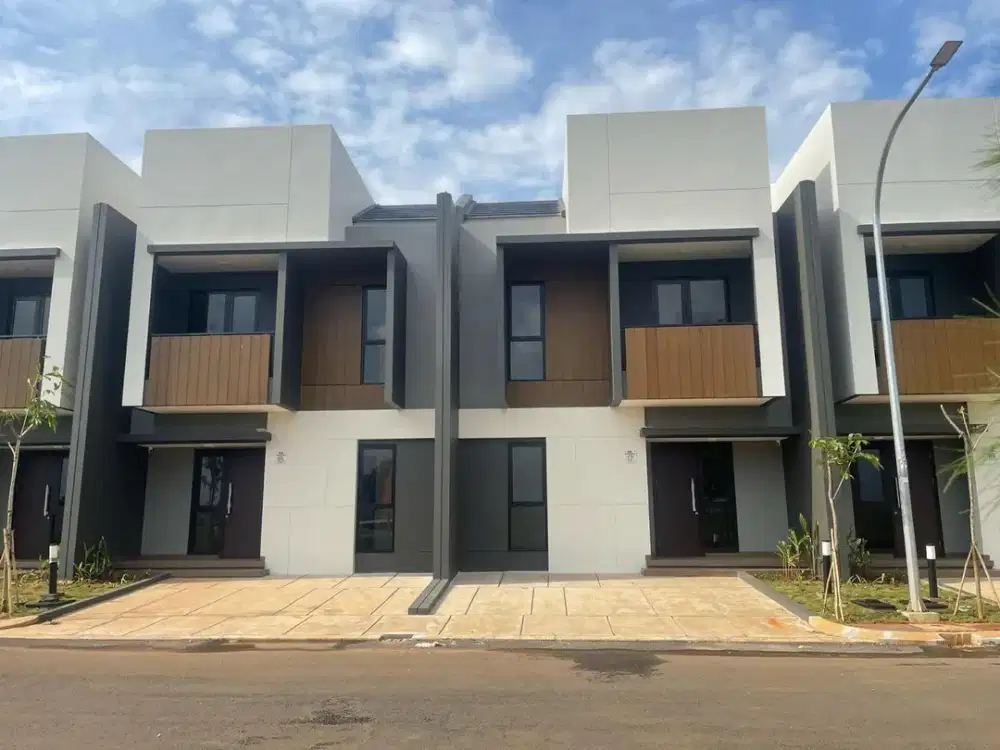 Disewa Rumah 2 Lantai di Summarecon Crown Gading