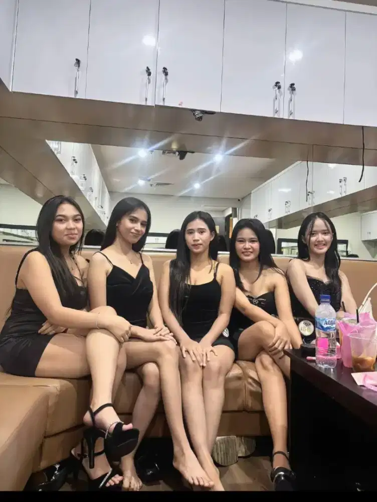 Loker lc Club and spa