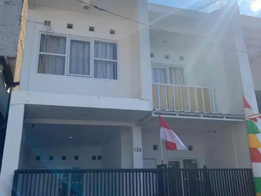 Rumah Minimalis Terawat Siap Huni di Sarijadi Bandung