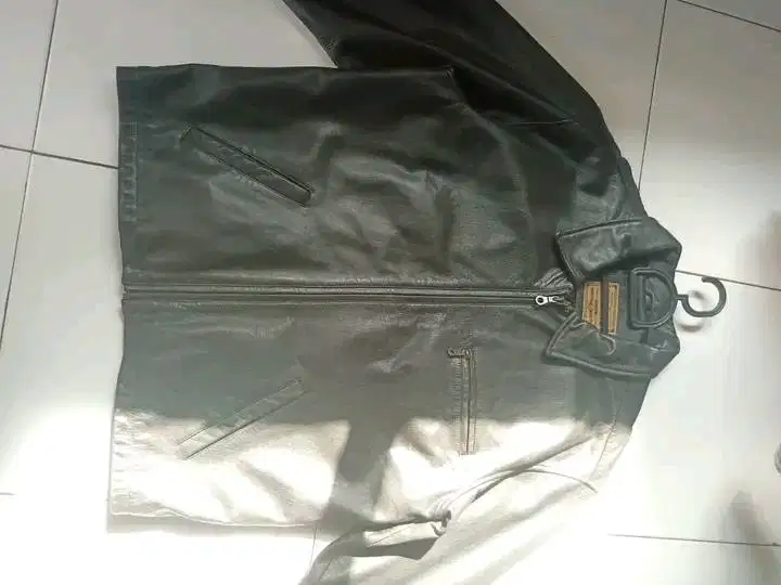 Jaket kulit asli