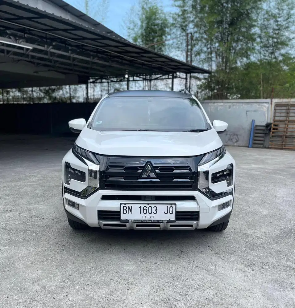 Xpander New Cros 1.5 2022 Automatic Km 49 Ribu Full Set