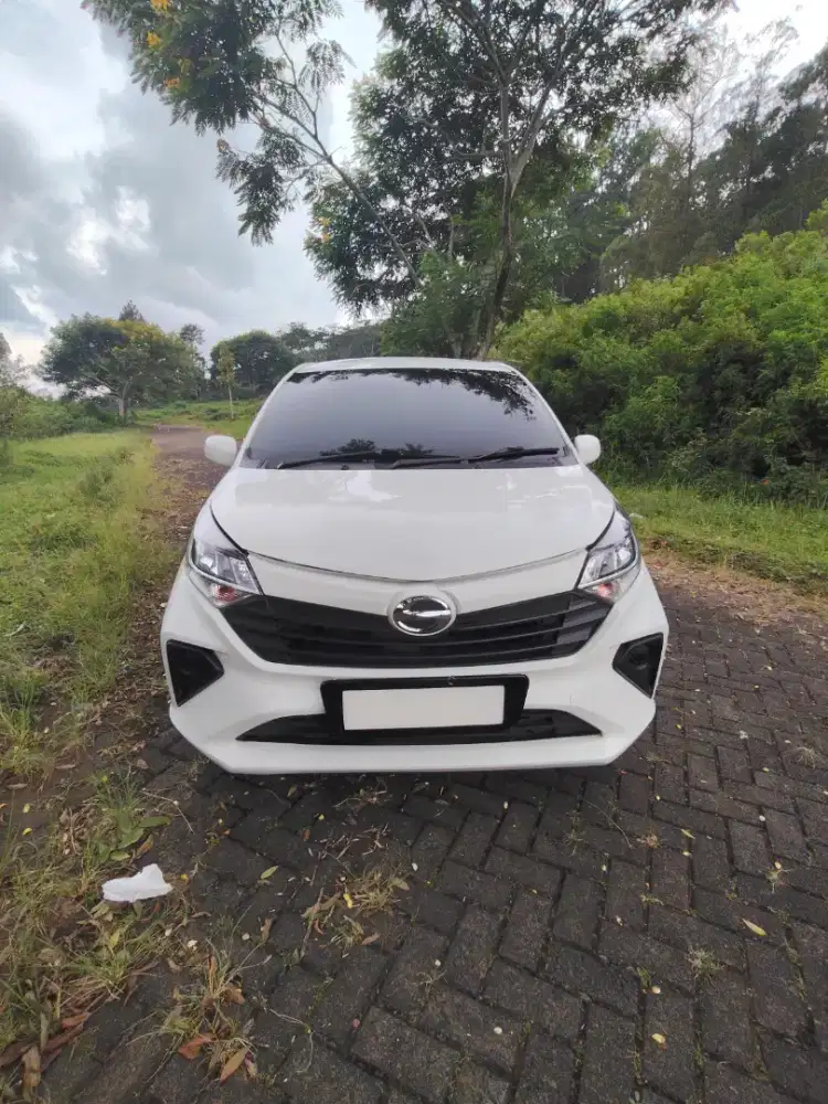 Daihatsu Sigra M MT 2023 tinggal pakai aja bisa bantu kredit