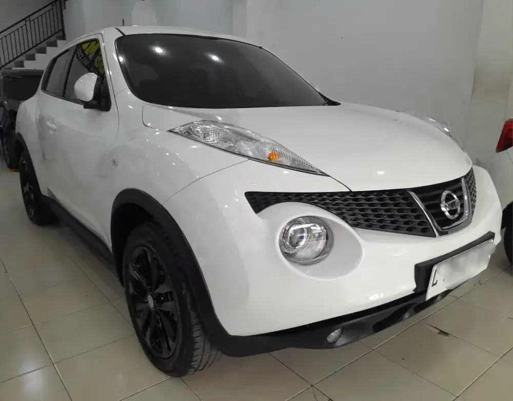 Nissan Juke 2011 Putih Automatic