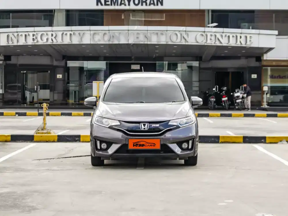 Honda Jazz RS 1.5 Matic : TV Floating - KM Antik 54rb - Pajak Okt !!!