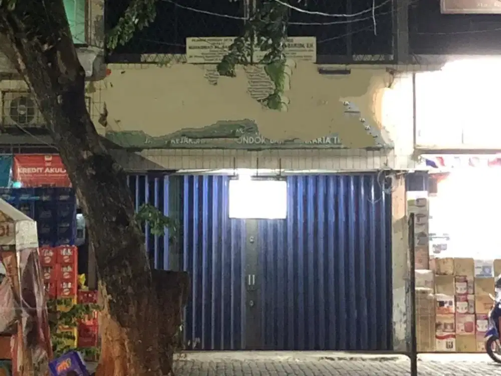 Ruko Strategis Cocok Untuk Usaha di Pondok Bambu Jakarta Timur - Siap Pakai
