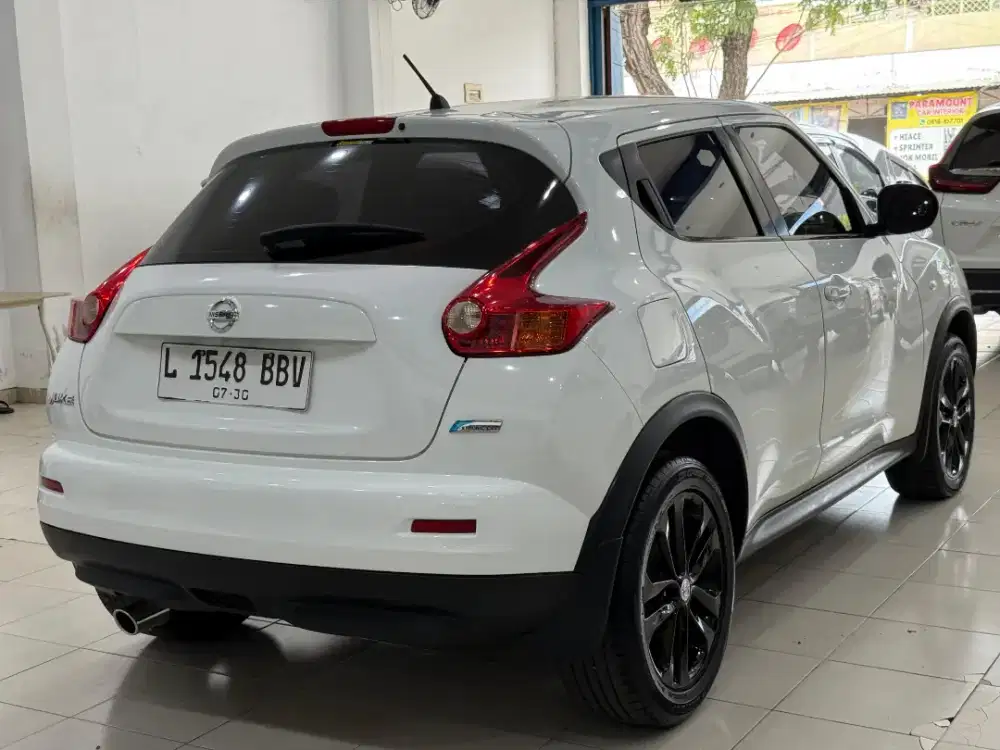 JUKE 1.5 MATIC 2011 TERAWAT