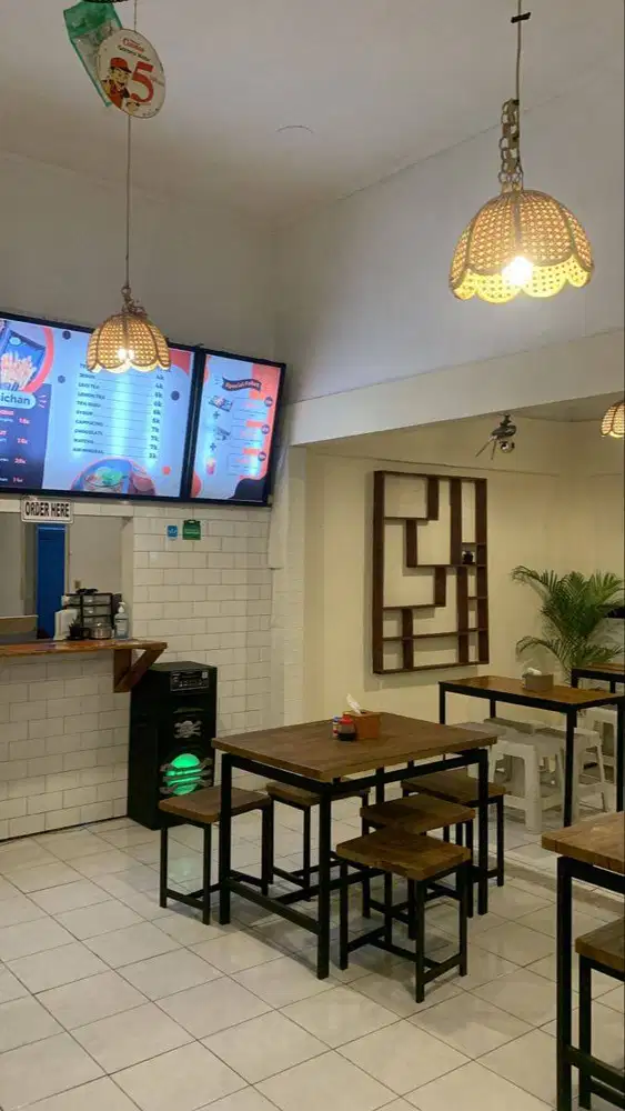 Pusat Meja kursi kantin / taman Industrial bisa custom