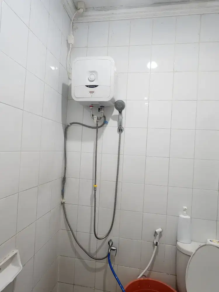 Water Heater Ariston 10liter