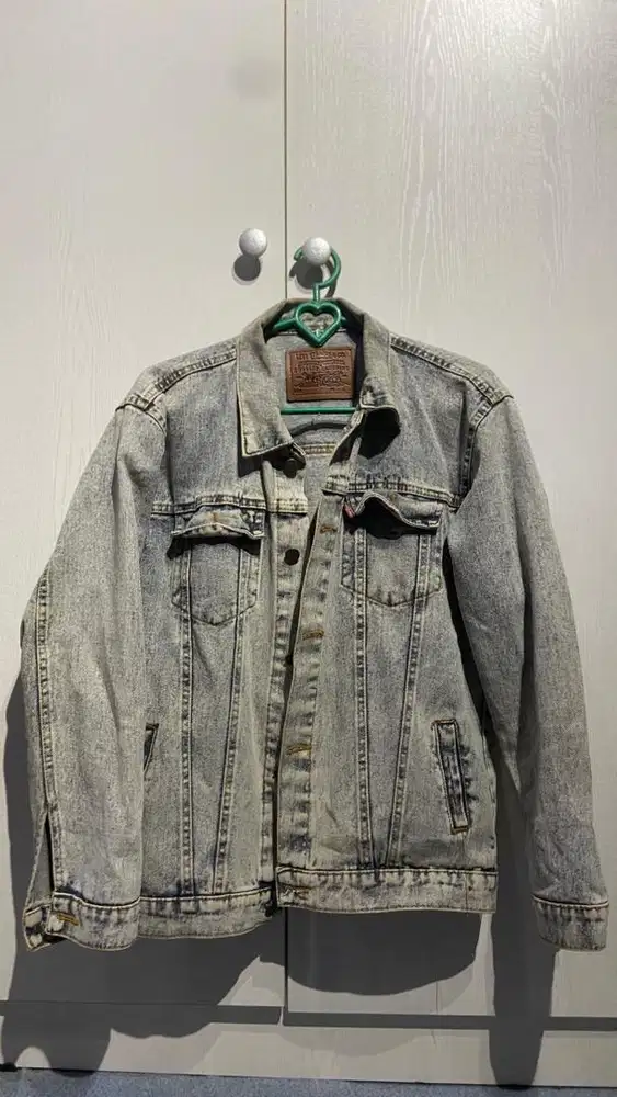 Jaket Denim Levi's