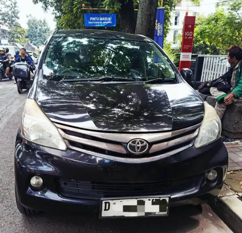 Avanza manual 2010/2011 vvti BLACK pajak isi

cc 1300 ac dingin