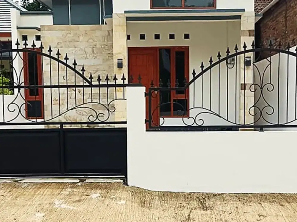 Rumah Dijual Pinggir Jalan Aspal di Barat Bantul Kota Siap Huni