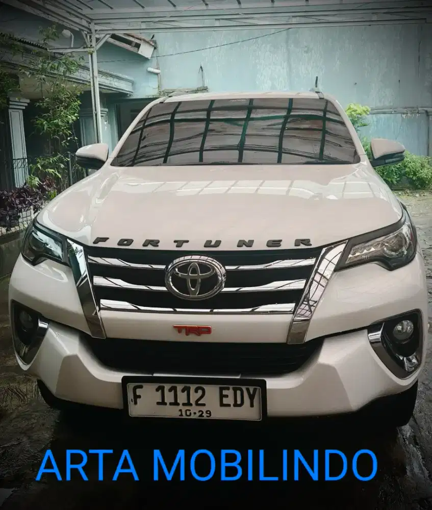FORTUNER VRZ 2020 PUTIH LOW KM