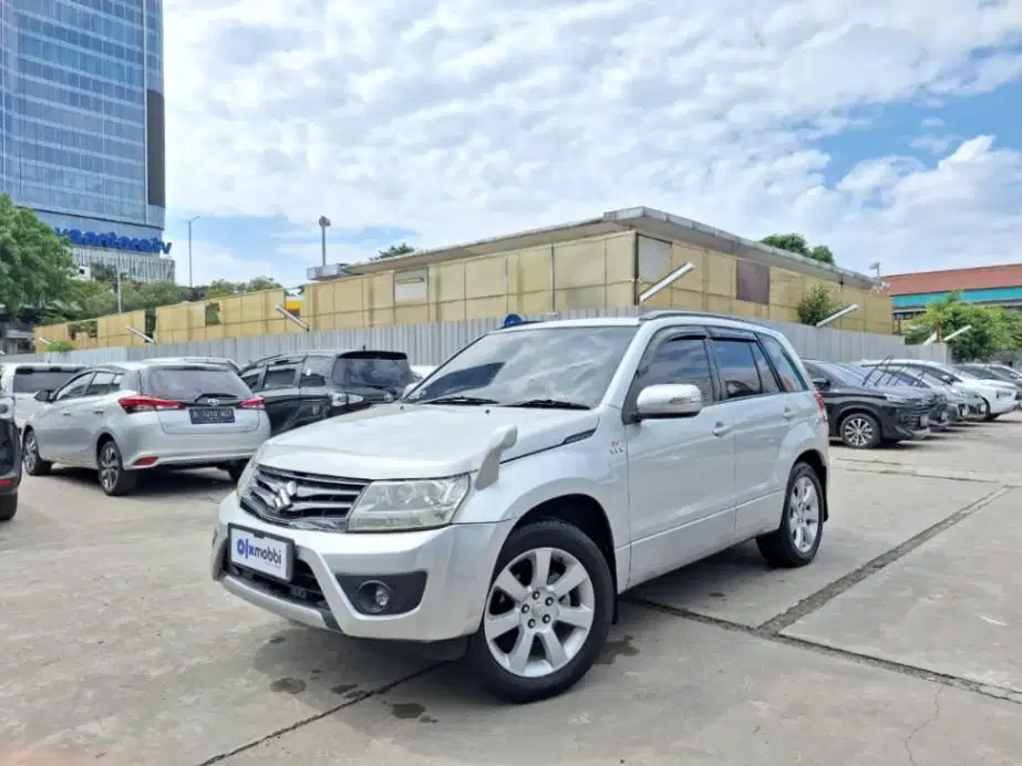 Kondisi Terawat Suzuki Grand vitara 2.4 Bensin-AT 2009 KLS